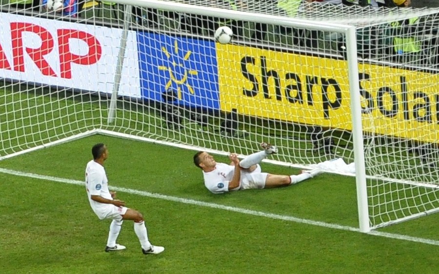 England vs Ukraine Euro 2012: Rooney Scores on Return as ...