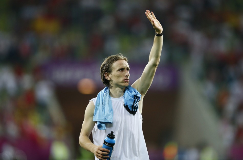 EPL Transfer News: Luka Modric Move to Real Madrid 'Almost Done'; Spurs ...