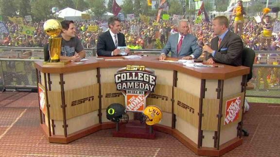 The ESPN College GameDay crew prepares for the Oregon Ducks and UCLA Bruins