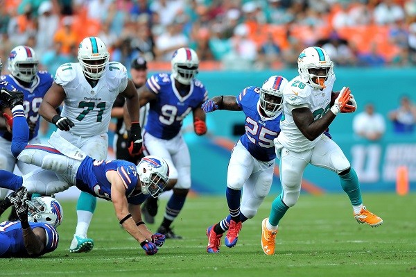 Miami Dolphins running back Lamar Miller