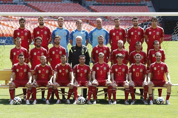 Spanish national soccer team pose