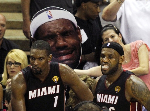 Miami Heat's Chris Bosh (L) and LeBron James