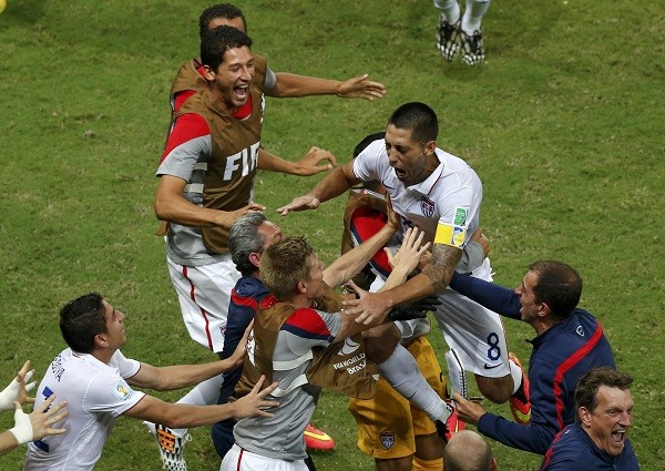 Clint Dempsey (8) of the U.S. 