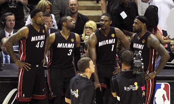 Miami Heat's Udonis Haslem (L-R), Dwyane Wade, Chris Bosh and LeBron James 