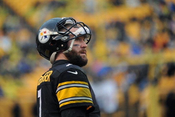 Quarterback Ben Roethlisberger #7 of the Pittsburgh Steelers
