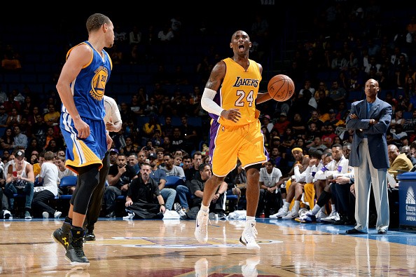 Kobe Bryant #24 of the Los Angeles Lakers