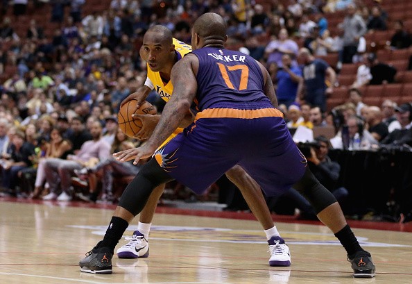 Kobe Bryant #24 of the Los Angeles Lakers 