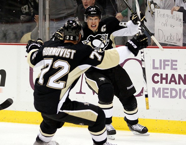 Sidney Crosby #87 of the Pittsburgh Penguins 