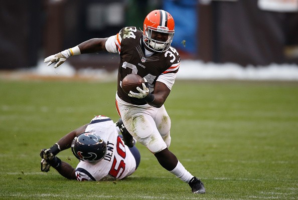 Isaiah Crowell #34 of the Cleveland Browns