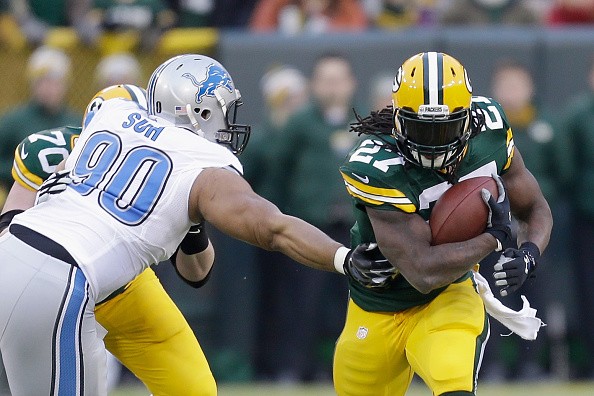 Running back Eddie Lacy #27 of the Green Bay Packers 