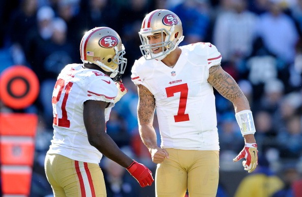 Frank Gore #21 and Colin Kaepernick #7 of the San Francisco 49ers