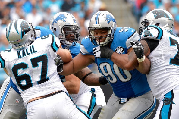Ndamukong Suh #90 of the Detroit Lions
