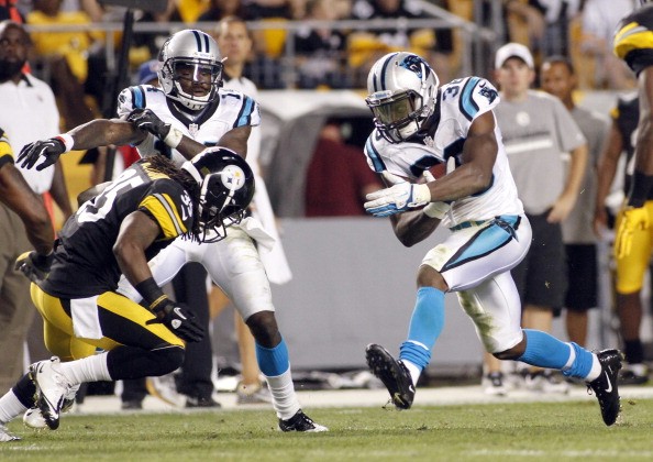 DeAngelo Williams #34 of the Carolina Panthers carries