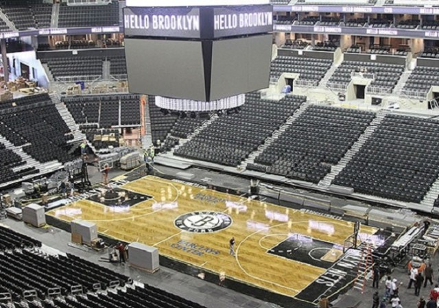 'Hello Brookyln', Nets Unveil New Court At Barclays Center : US : Sports World Report