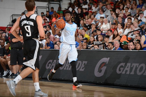 Emmanuel Mudiay #0 of the Denver Nuggets dribbles the ball against the Sacramento Kings