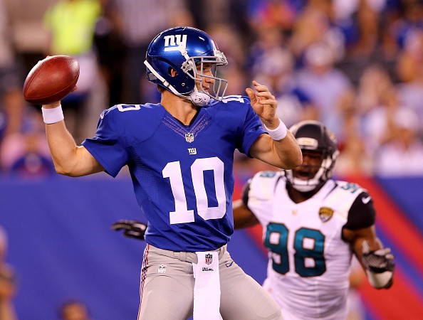 Eli Manning #10 of the New York Giants