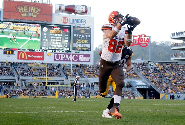 Gary Barnidge #82 of the Cleveland Browns