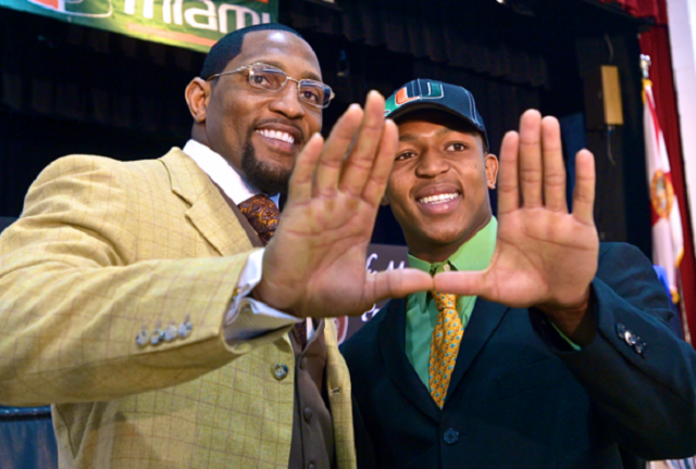 Ray Lewis III signs with Miami