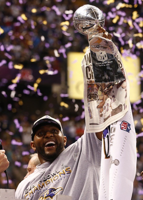 Ray Lewis signs with ESPN